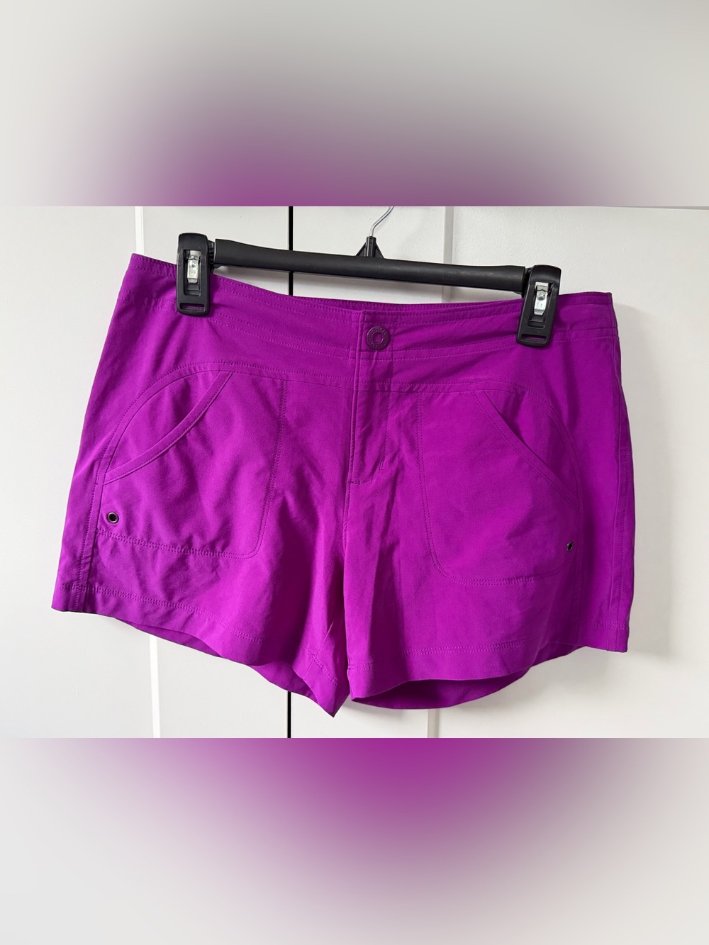 EUC Athleta Women’s Purple Stretch Travel Quick Dry Hiking Shorts, Size 6